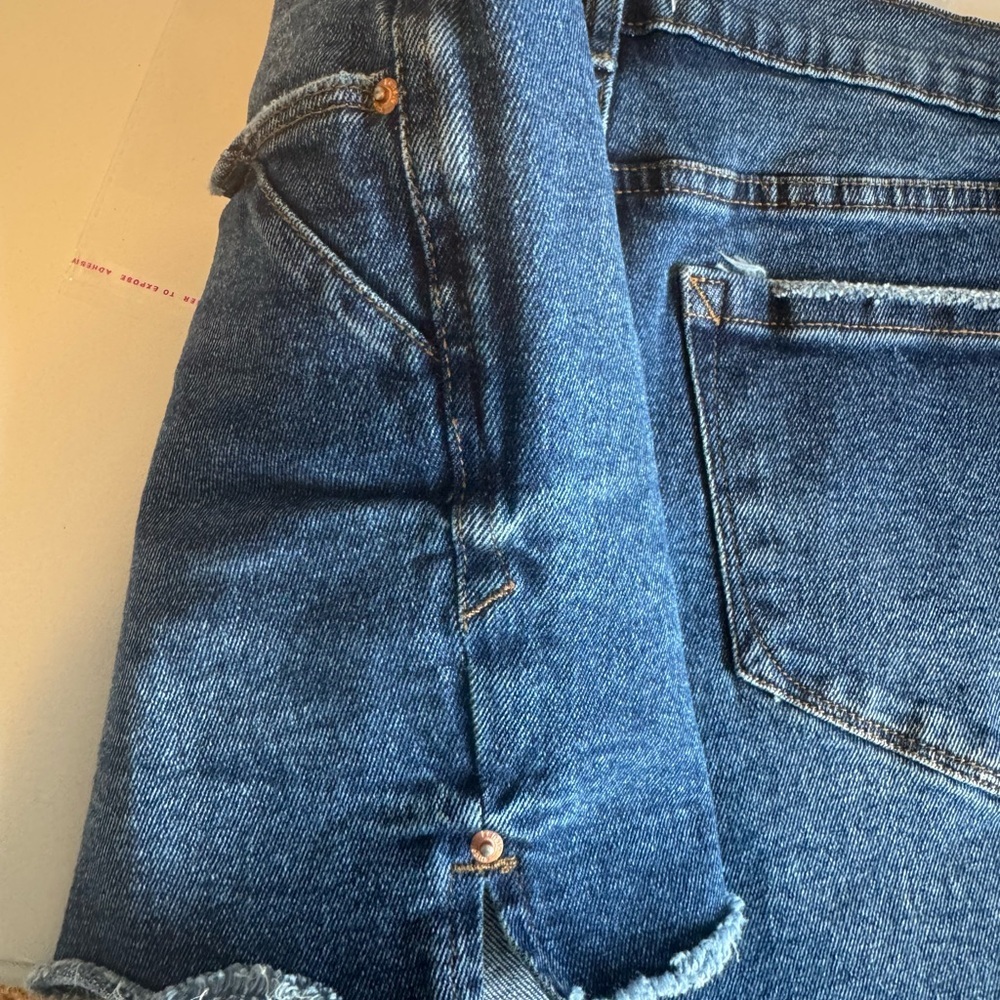 Kensie VintageLuxe Blue Jean Shorts No Size Tag, 16” Waist - Picture 7 of 8